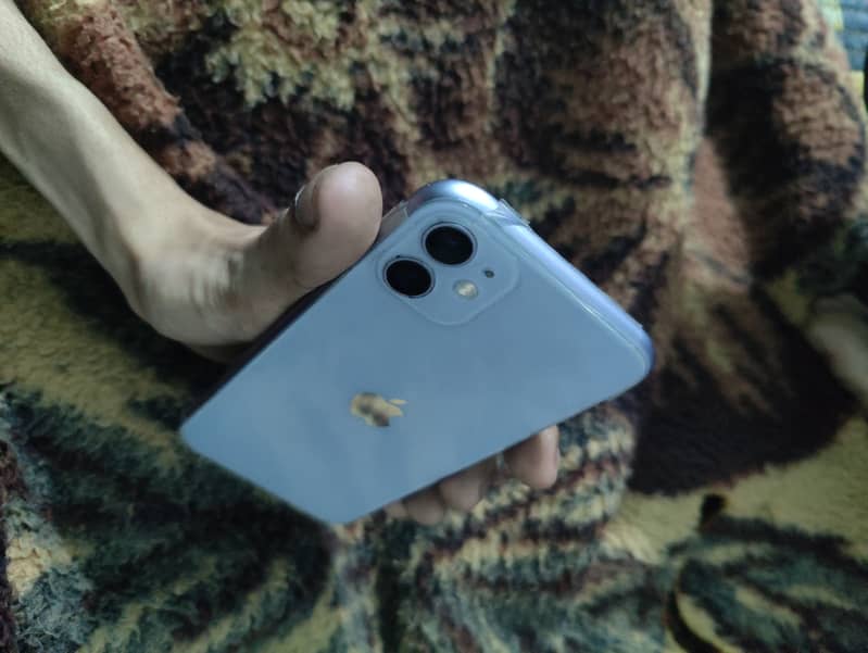Apple iPhone 11 2