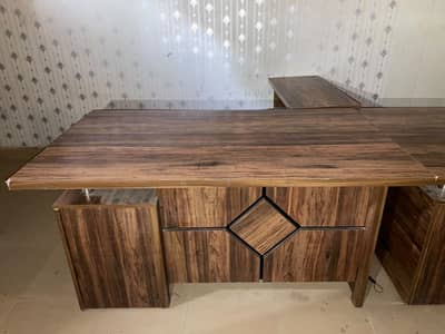dealer table