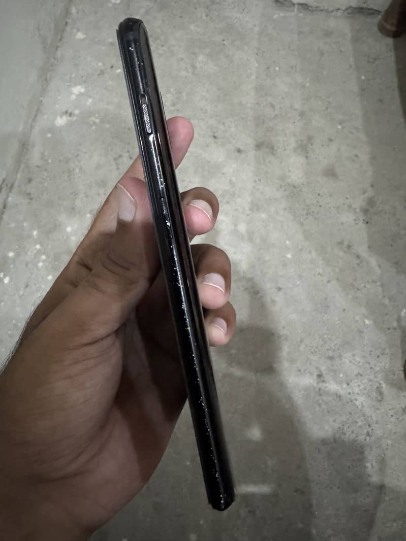 One Plus 6 T 6