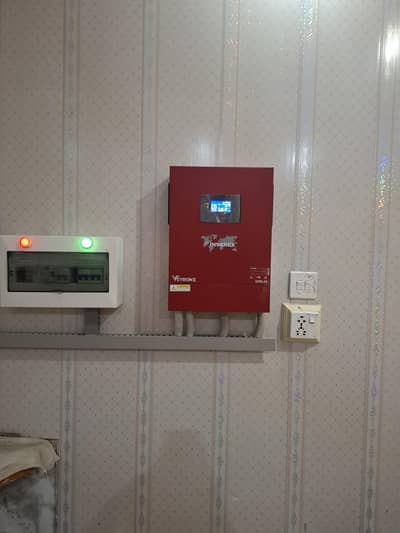 Inverex Veyron II 3.2kw + 2x Phoenix Tubular Batteries (Plug & Play)