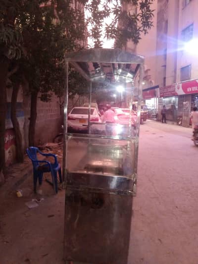 Fries stall with complete saman