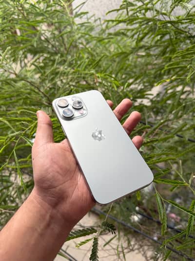 Apple iPhone 15 Pro Max