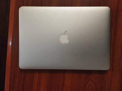 Mac Book Air 7,2