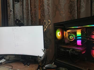 Core i7 - RTX 4070 Super 12 GB - RAM 64 GB - 2 TB Storage