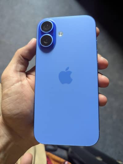 Apple iPhone 16