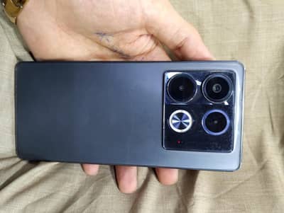Infinix Note 40