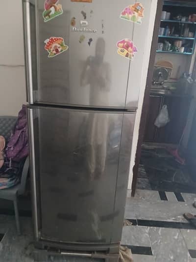 Dawlance Fridge in good condition for sale