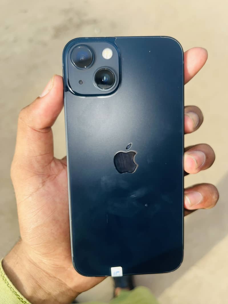 Apple iPhone 13 6