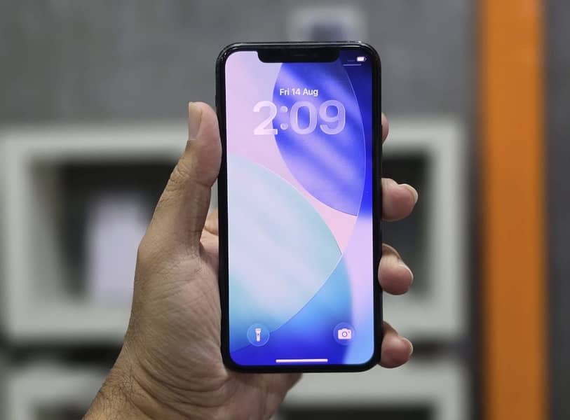 iPhone 11 Pro Max 1