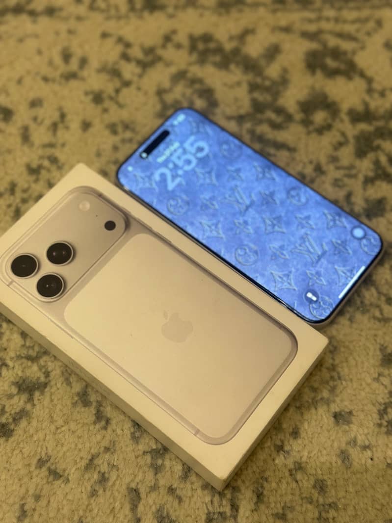 iPhone 17 Pro Max 5