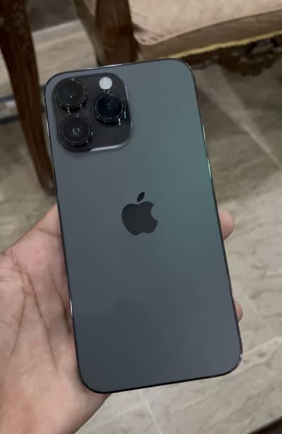 Iphone 14 pro max.  Jv