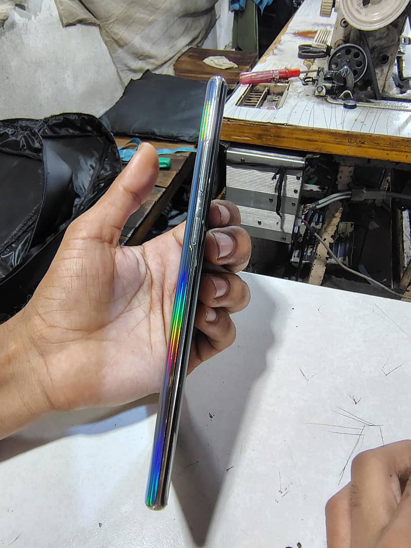 Samsung Mobile Note 10 Plus 4