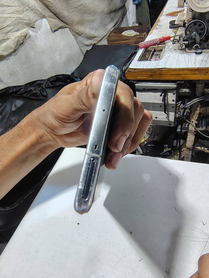Samsung Mobile Note 10 Plus 5