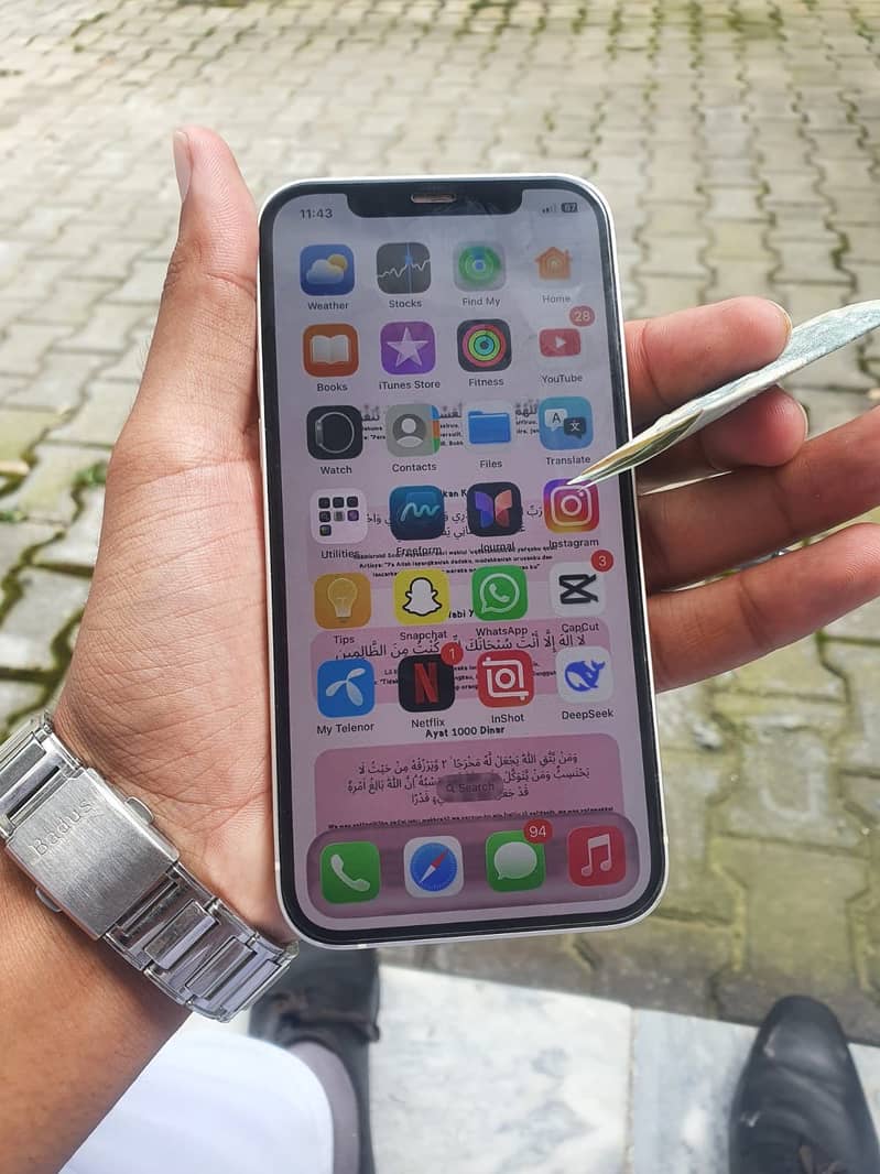 Apple iPhone 12 mini 7