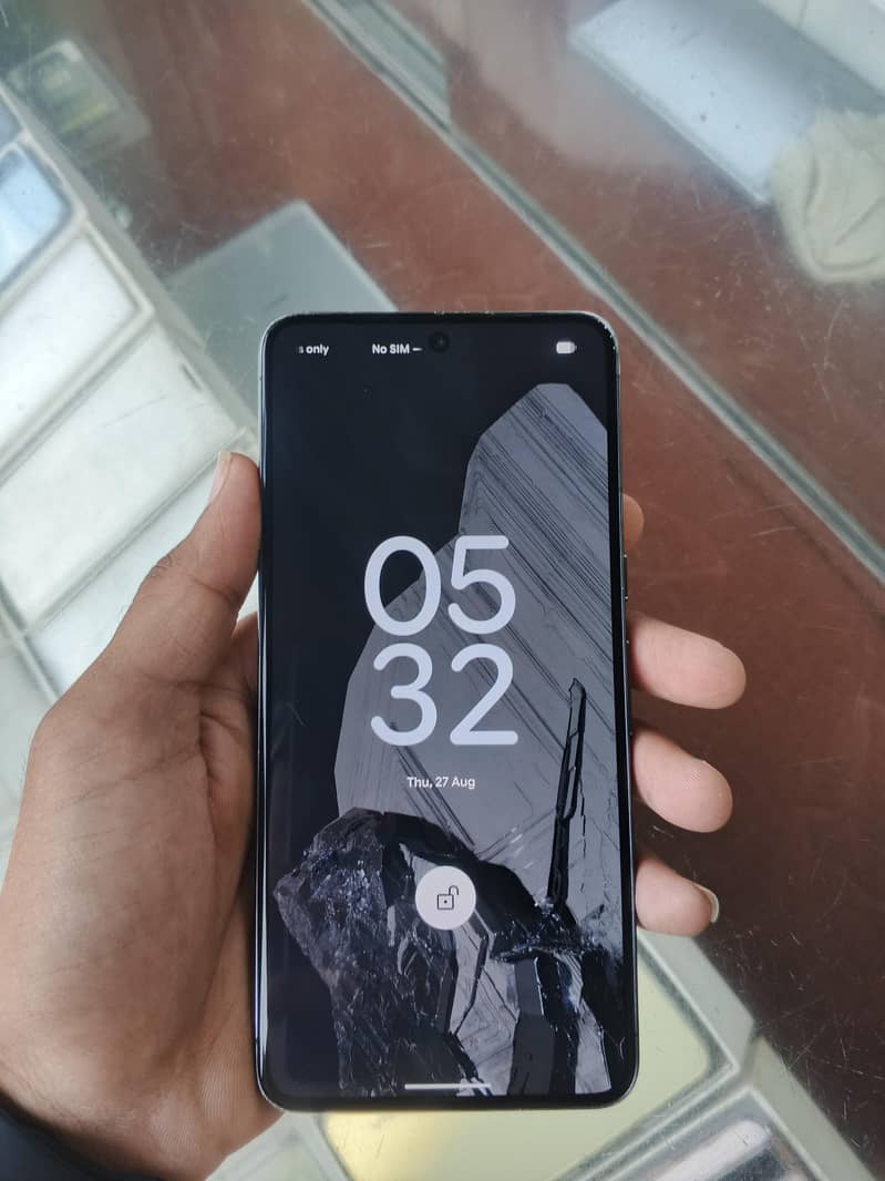 Google Pixel 8 Pro 0