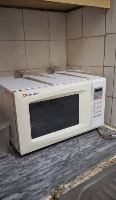 Dawlance Microwave