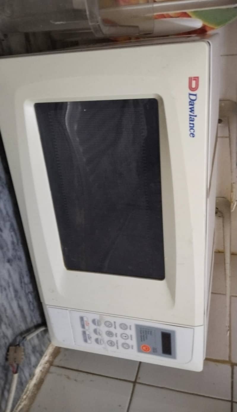 Dawlance Microwave 2