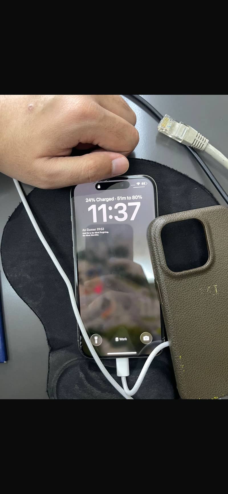 Apple iPhone 15 Pro 0