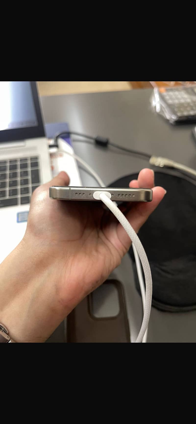 Apple iPhone 15 Pro 6