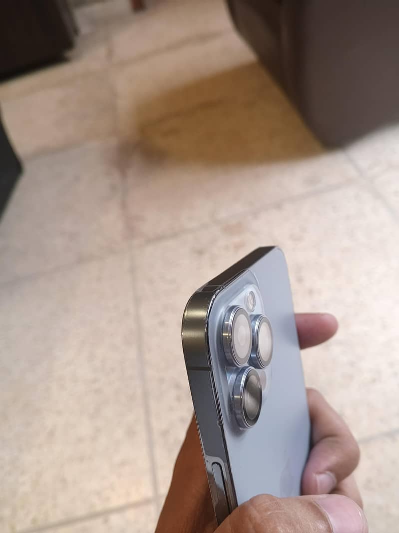 Apple iPhone 13 Pro Max 7