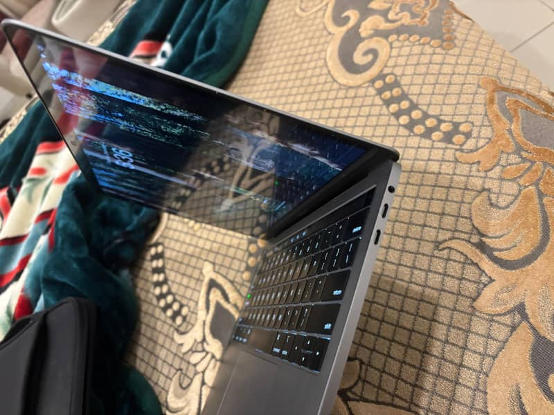 MacBook Pro 2018 2