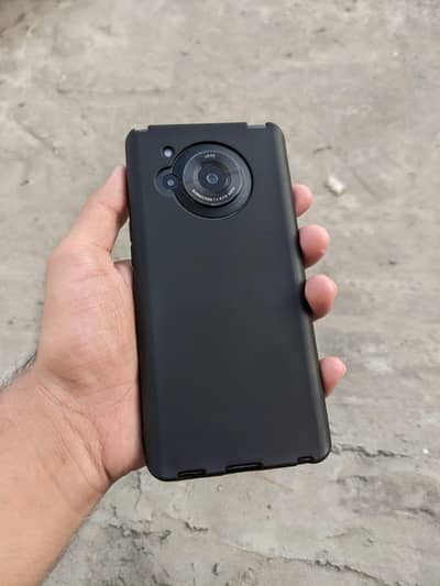 Sharp Aquos R7 5g (12/256)