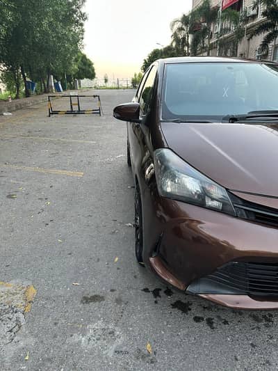 Toyota Vitz 2014 17