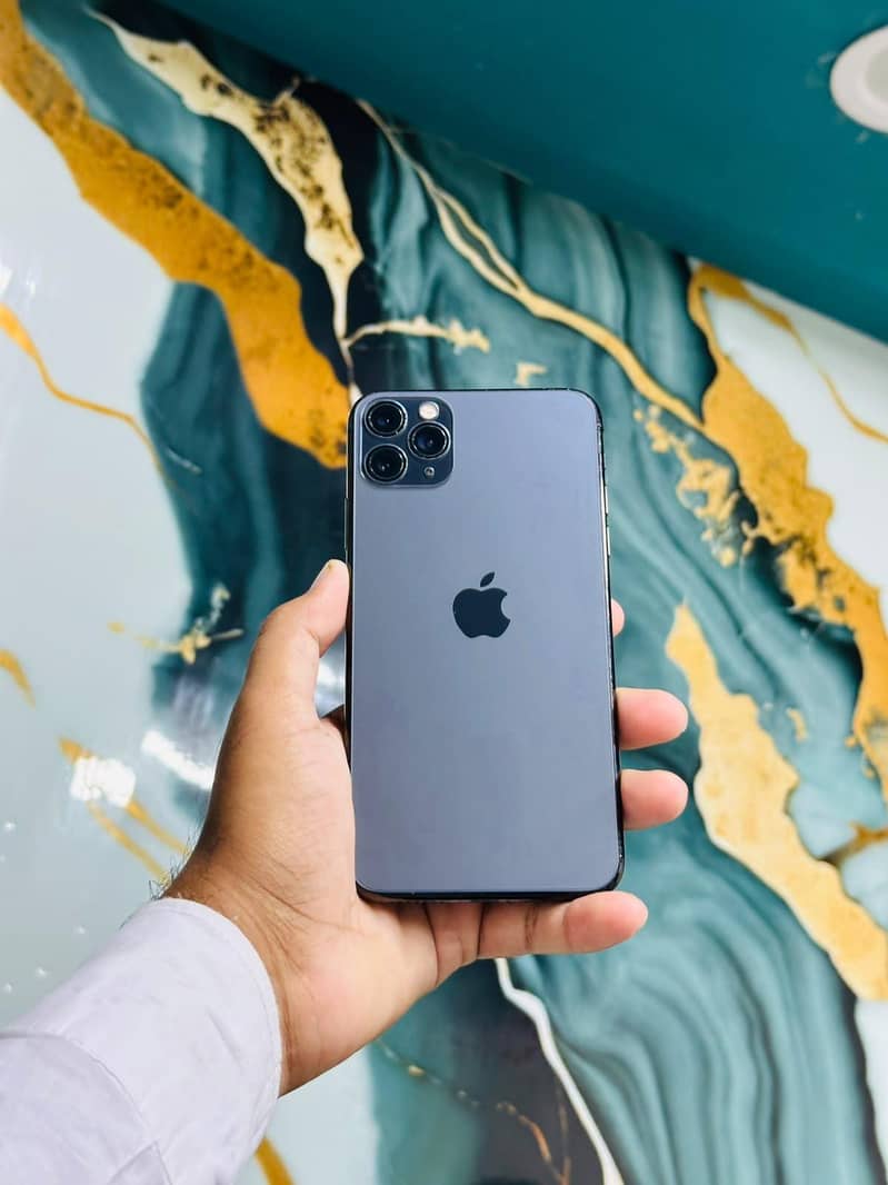 iPhone 11 Pro Max 8