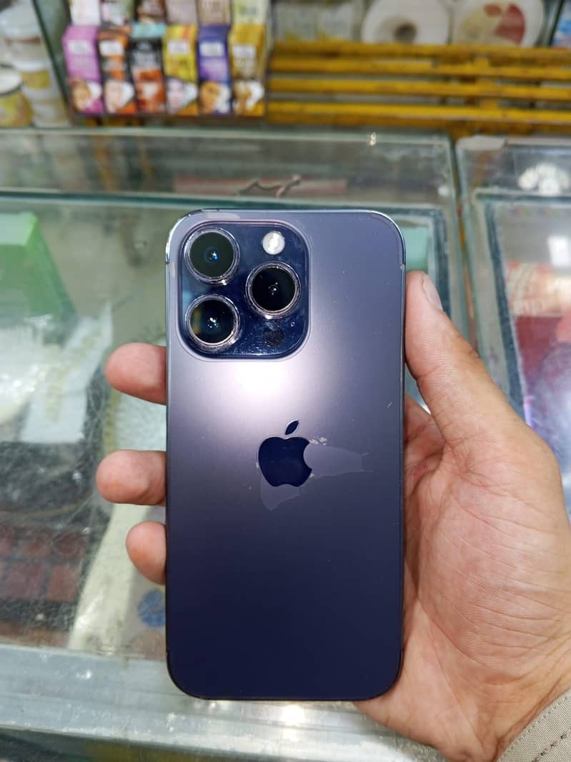 Apple iPhone 14 Pro 2