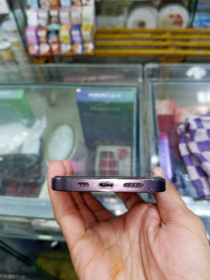 Apple iPhone 14 Pro 3