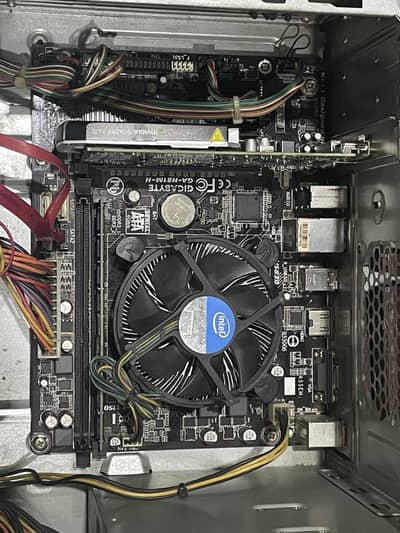 Intel i3-4130 + Gigabyte GA-H81M-H Motherboard — Working Condition