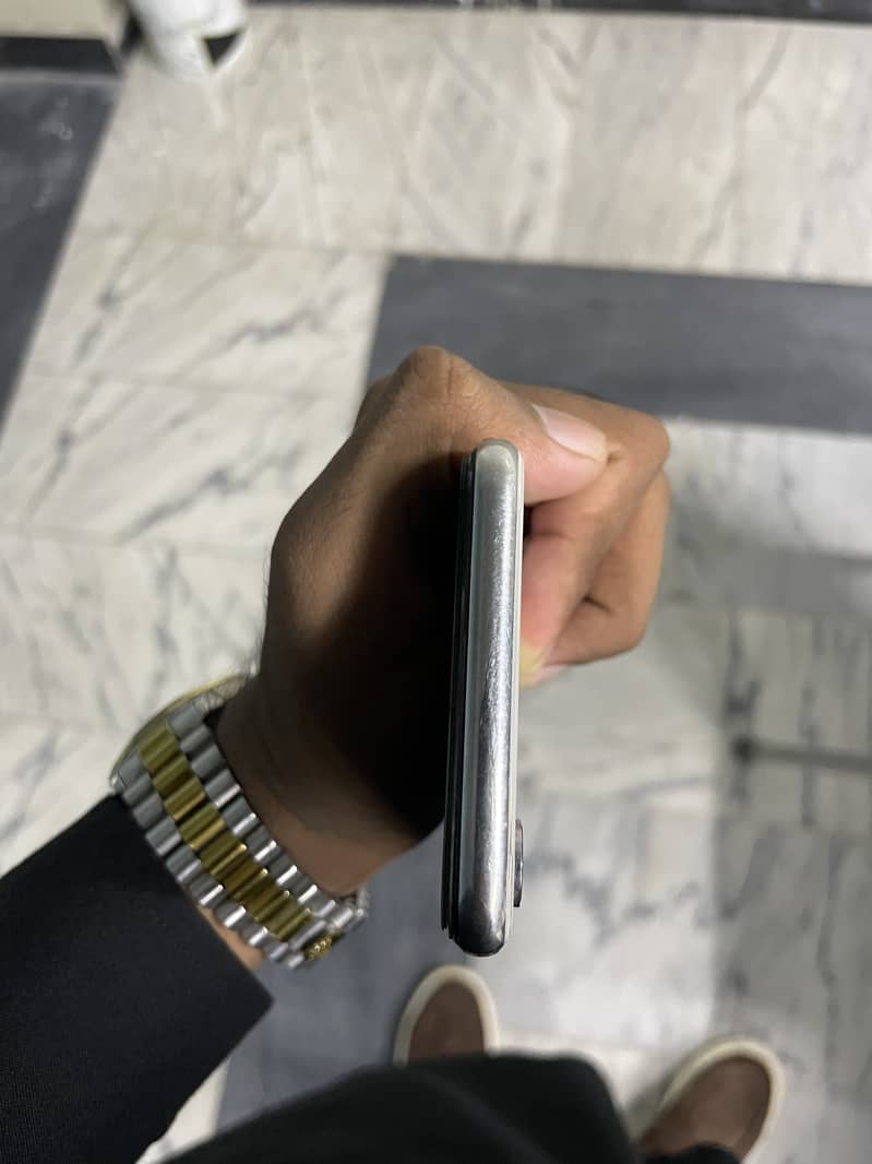 Apple iPhone X 3