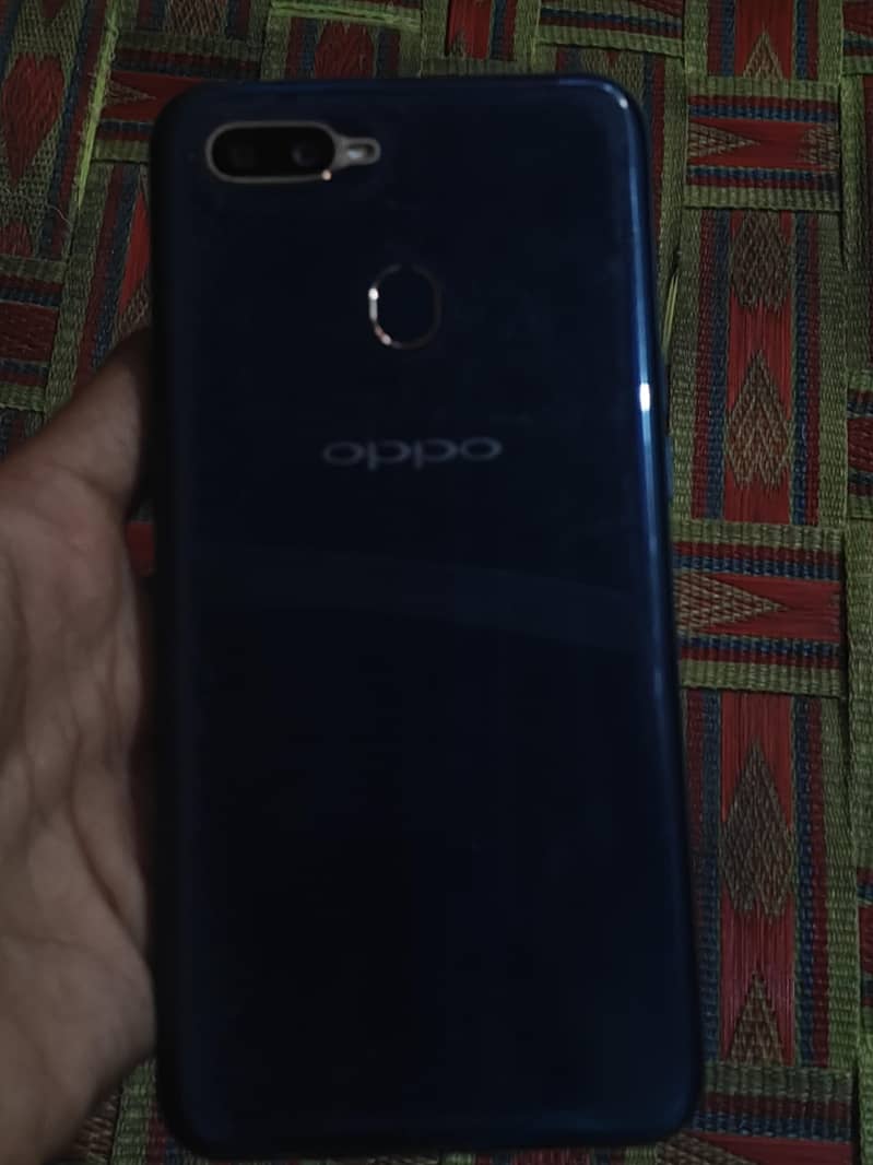 OPPO A7 2
