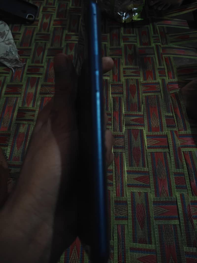 OPPO A7 6