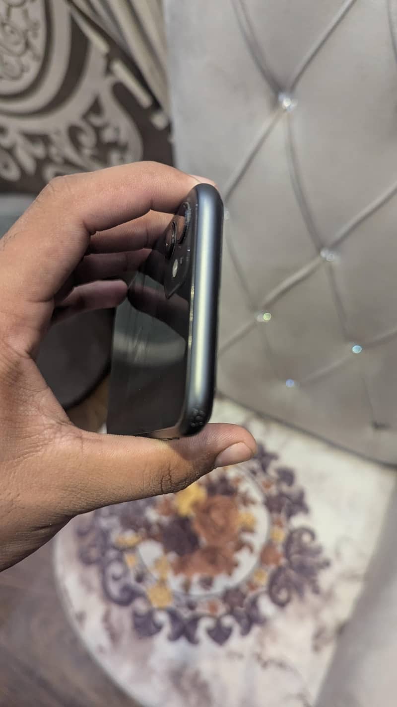 Apple iPhone 11 2
