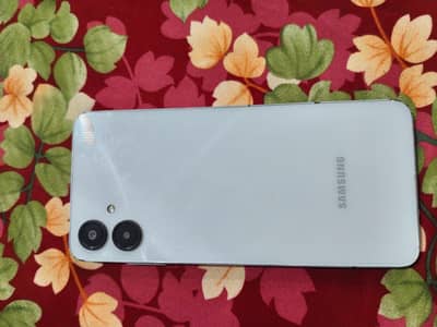 Samsung Mobile A06