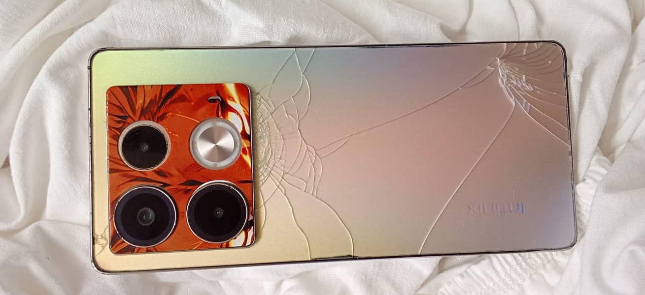 Infinix Note 40 4