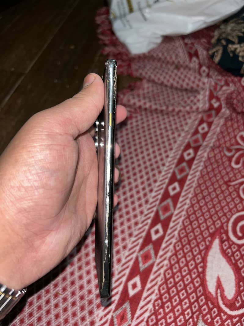Tecno CAMON 40 Pro 2