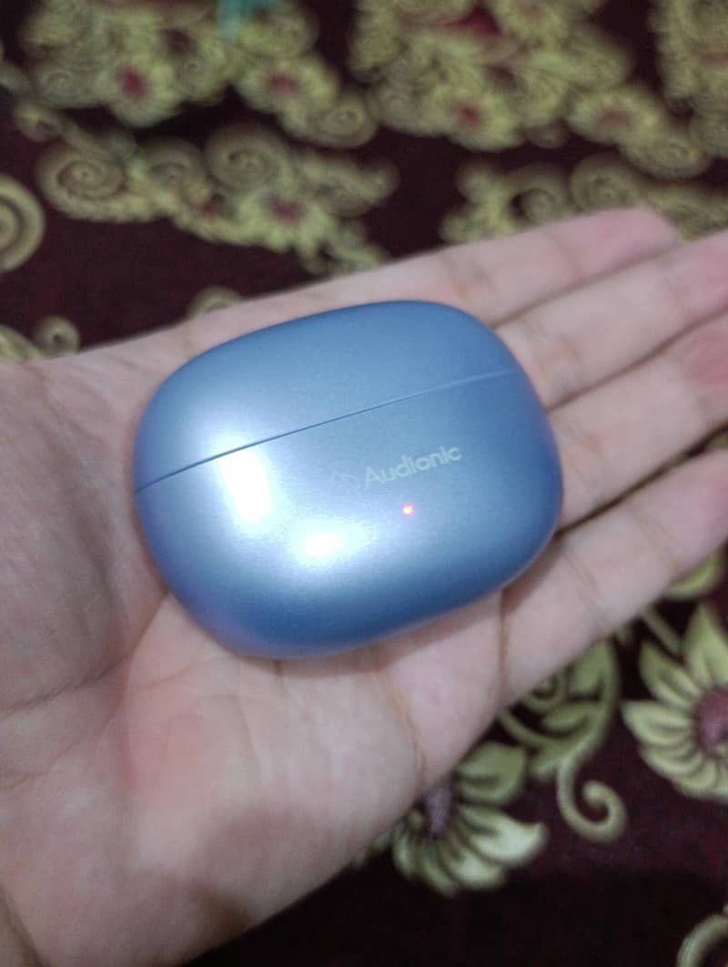 audionic aircuffs 2