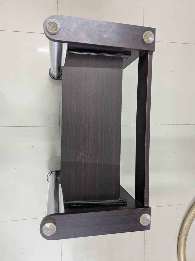 Computer Table 1