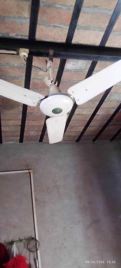 cielling fan in copper wind neat and clean condition