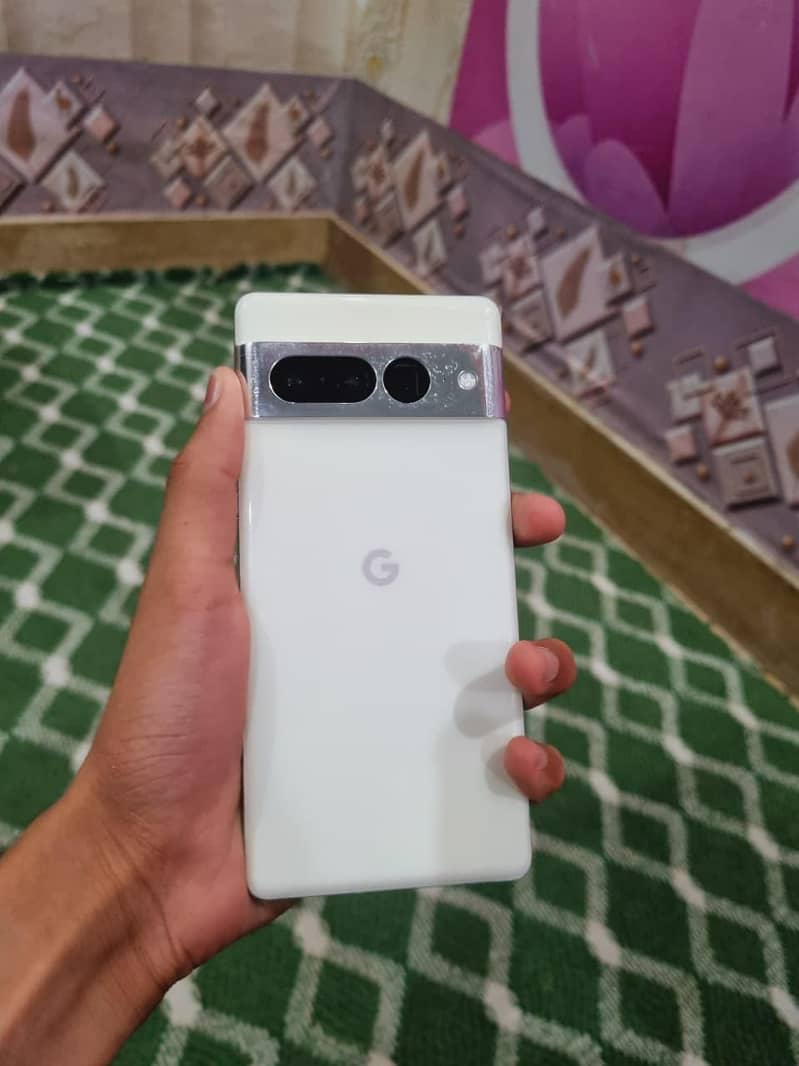 Google Pixel 7 Pro 2