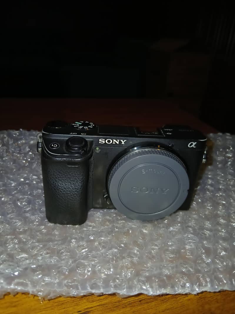 Sony a6400 0