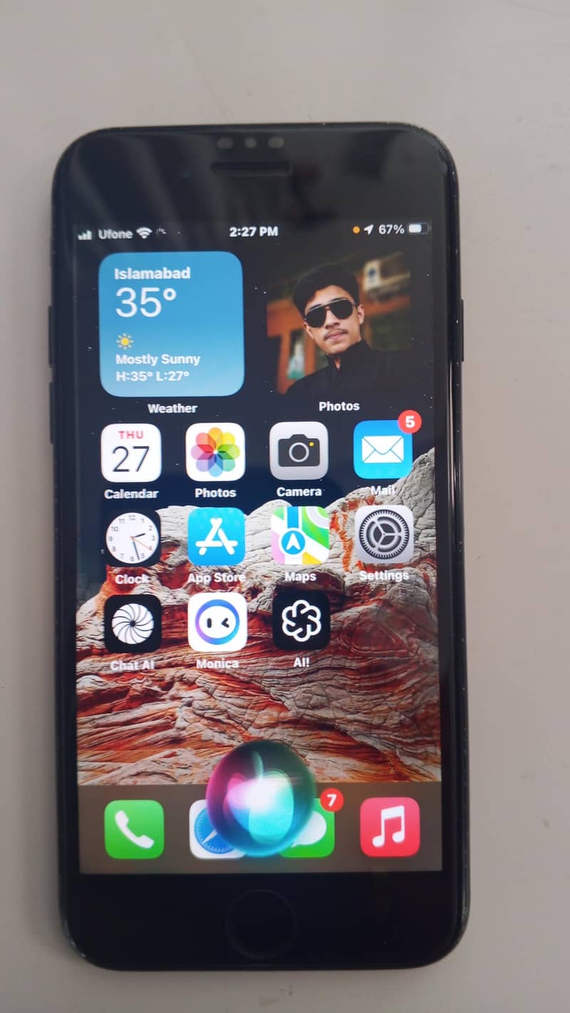 Apple iPhone 7 1