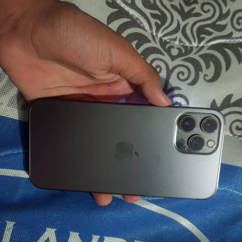 Apple iPhone 12 Pro Max 5