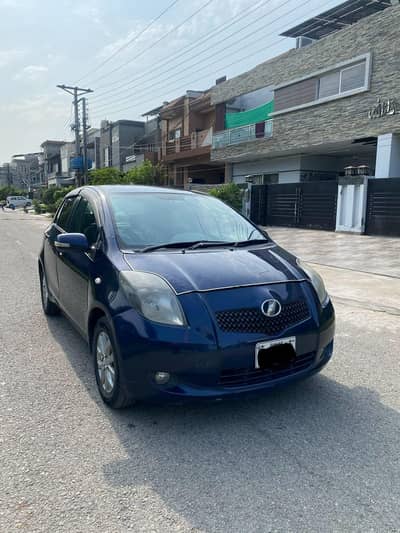 Toyota Vitz 2010