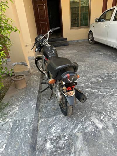 honda 125 black