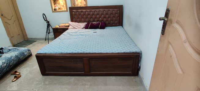 2 queen size bed for sale