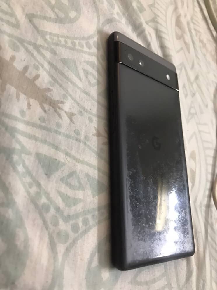 Google Pixel 6a 5