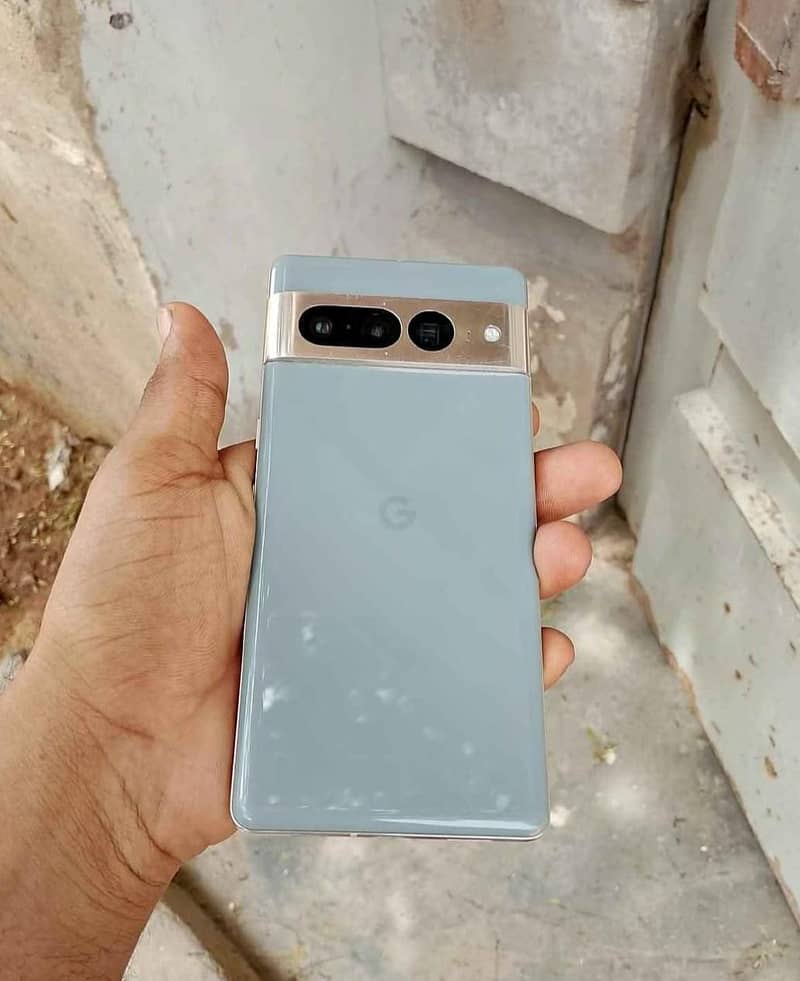 Google Pixel 7 Pro 0